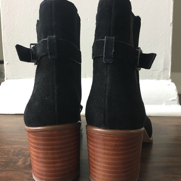 Gianni Bini Black riding Boots with Buckle - Picture 5 of 5